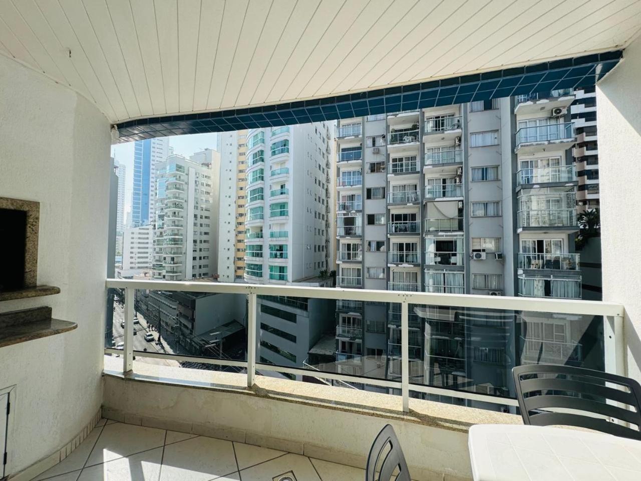 Apto A 100M Da Praia Central บัลเนอาริโอ กังโบริว ภายนอก รูปภาพ